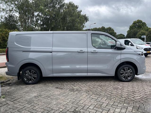 Ford TRANSIT CUSTOM E-Custom 340 L2H1 Limited 65 kWh | SCI | Ford Voorraad | Trekhaak | Drive Assistance Pack | Stoelverwarming | 17 Inch | Passagiersstoel | Rijklaarprijs |