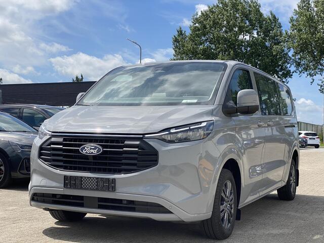Ford TRANSIT CUSTOM 340 2.5 PHEV L2H1 Limited 233pk | Kombi | Incl. BTW/BPM | Dubbele zijschuifdeur | Privacy Glass | Inklapbare trekhaak | 17 inch lichtmetalen velgen | Driver Assistance Pack Premium | Verwarmbaar stuurwiel