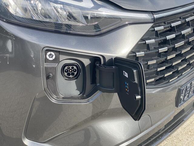 Ford TRANSIT CUSTOM Tourneo 340 2.5 PHEV L2H1 Titanium X | 233pk | Incl. BTW/BPM Rijklaar | Handsfree elektrische dubbele zijschuifdeuren | Inklapbare trekhaak | Tourneo Luxury Pack | Verwarmbaar stuurwiel