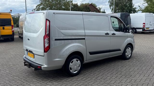 Ford TRANSIT CUSTOM 2.0 TDCI 96KW 131PK AUTOMAAT EURO 6 AIRCO/ NAVIGATIE/ CRUISE CONTROL/ PARKEERSENSOREN/ 100% DEALERONDERHOUDEN