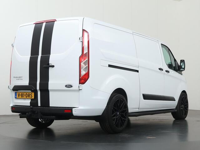 Ford TRANSIT CUSTOM 300 2.0 TDCI | Aut. | L2 H1 | Trend | Navigatie | Cruise Control | Parkeercamera | Apple Carplay | 3-zits | LM Velgen | Trekhaak