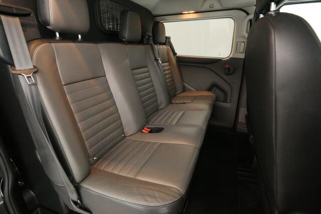 Ford TRANSIT CUSTOM 300 2.0 TDCI L2H1 Limited | DC | 5-Zits | Airco | Cruise | Carplay | Navigatie | 2xSchuifdeur | Trekhaak