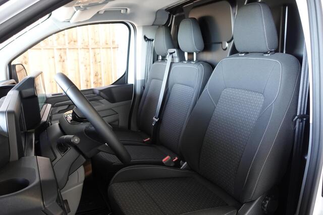 Ford TRANSIT CUSTOM 300 2.0 TDCI L2H1 Trend Nieuw Model Automaat 100 kw Navigatie Parkeersensoren Camera