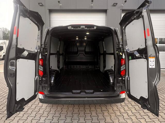 Ford TRANSIT CUSTOM 320 2.0 TDCI L2H1 Limited Nieuw direct rijden VVB243 BPM vrij! Benut nu nog uw voordeel!