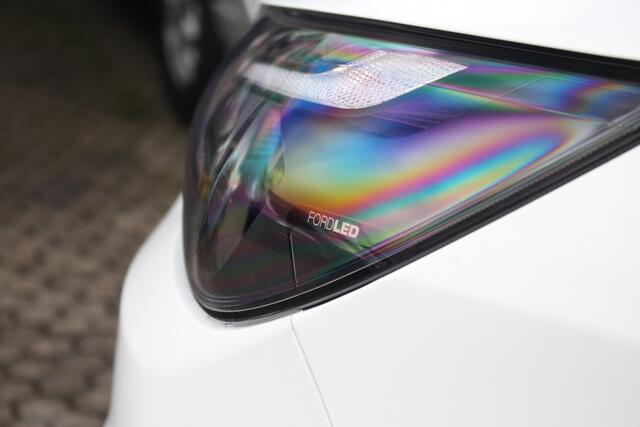 Ford TRANSIT CUSTOM 300 2.0TDCI 170pk L2H1 Trend | Automaat | L+R Zijdeur | Adapt. cruise | LED | Sync 4 13" | Keyless | Camera | Driver assist pack | Lease 717,- p/m