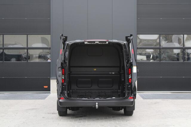 Ford TRANSIT CUSTOM 320 2.0 TDCI L2H1 Trend DC 136pk - Trekhaak - Camera - Stoelverwarming - Carplay/Android - Rijklaar