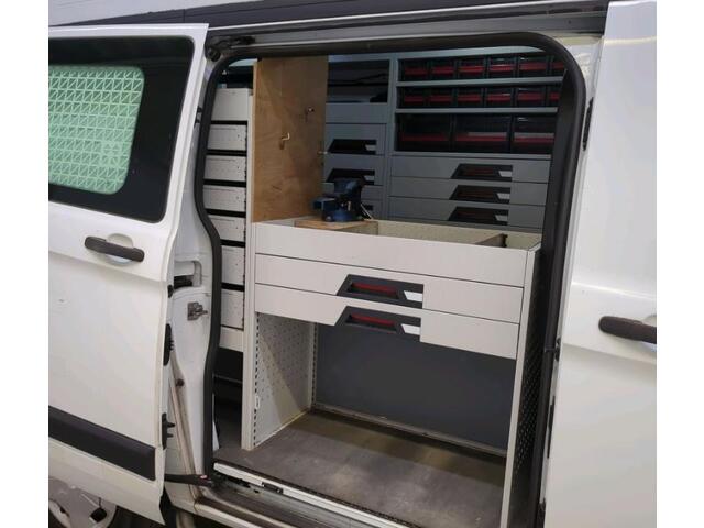 Ford TRANSIT CUSTOM 340 2.0 TDCI 131PK H2 Trend 3Pers. *ideaal voor Camper*/ Navigatie / Pdc./ Airco / Safety&Comfort pack / Driver assist / Stoelverwarming /