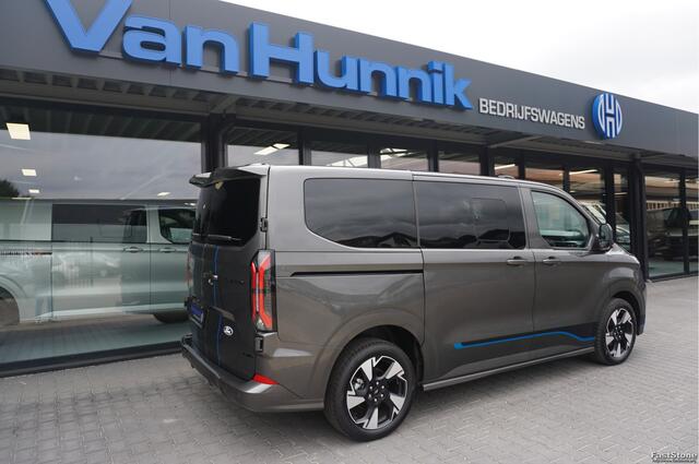 Ford TRANSIT CUSTOM 320S 170PK DC Sport AUT BPM VRIJ!! Navi, ACC, Trekhaak, 360° Cam, 17" LM, 2x Schuifdeur!! NR. A296