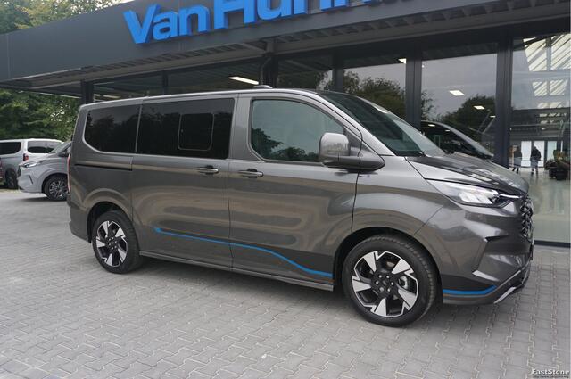 Ford TRANSIT CUSTOM 320S 170PK DC Sport AUT BPM VRIJ!! Navi, ACC, Trekhaak, 360° Cam, 17" LM, 2x Schuifdeur!! NR. A296