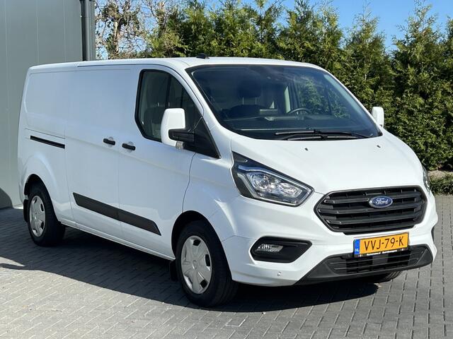 Ford TRANSIT CUSTOM 2.0 TDCI 130 PK AUTOMAAT / L2H1 / 1e EIGENAAR / 44.043 KM !! / AIRCO / ADAPTIVE CRUISE / NAVI / 3-ZITS