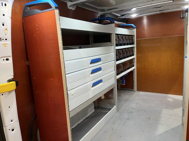 Ford TRANSIT CUSTOM 340 2.0 TDCI L2H1 Trend 130 PK Servicebus / Sortimo Inrichting / Euro 6 / Airco / Cruise Control / Trekhaak / PDC