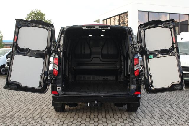 Ford TRANSIT CUSTOM 300 2.0TDCI 170pk L2H1 Limited | Automaat | LED | Adaptive cruise | Trekhaak | Sync 4 13" | BLIS | Keyless | Camera | LMV | Lease 717,- p/m