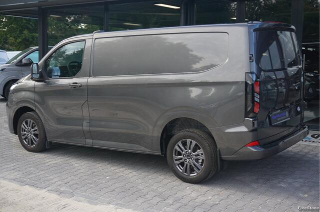 Ford TRANSIT CUSTOM 300S 150PK Limited BPM VRIJ!! Navi, Cam, Adap. Cruise, 17" LM, Trekhaak!! NR. A182