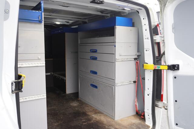 Ford TRANSIT CUSTOM 2.0 TDCI 130PK L2 2x schuifdeur EURO 6 - Airco - Navi - Cruise - PDC - ¤12.499,- Excl.