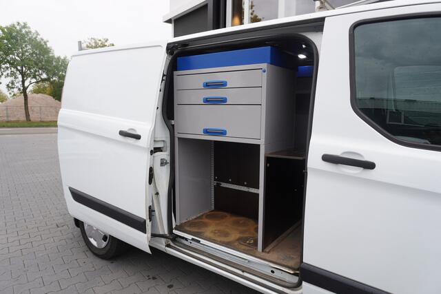 Ford TRANSIT CUSTOM 2.0 TDCI 130PK L2 2x schuifdeur EURO 6 - Airco - Navi - Cruise - PDC - ¤12.499,- Excl.