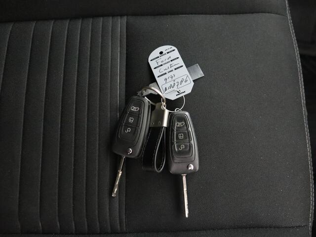 Ford TRANSIT CUSTOM 2.0TDCi 130PK Automaat Limited | Imperiaal | Trekhaak | Navigatie | Camera | Airco | Cruise | 3-Persoons