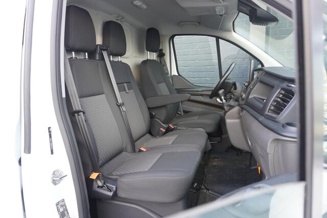 Ford TRANSIT CUSTOM 2.0 TDCI EURO 6 - Airco - Cruise - Trekhaak - PDC - ¤14.950,- Excl.