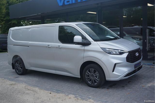 Ford TRANSIT CUSTOM 300L 150PK Limited BPM VRIJ!! Navi, Cam, Adap. Cruise, 17" LM, Trekhaak!! NR. A183