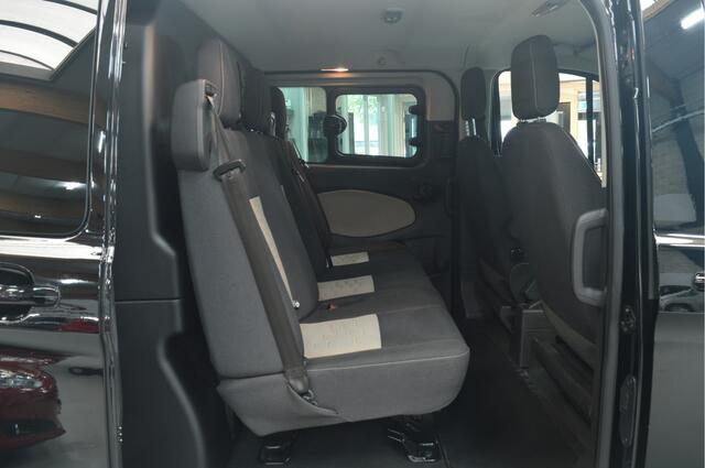 Ford TRANSIT CUSTOM 290 2.2 TDCI L2H1 Limited DUBBELE CABINE // AIRCO // CRUISE // NAVI // TREKHAAK // 2x SCHUIFDEUR // STOELVERWARMING //