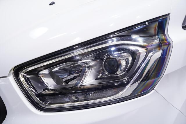 Ford TRANSIT CUSTOM 2.0 TDCi 130 pk Dubbel Cabine Edition Navi Camera, RAPTOR Grille, 18" LMV, Treeplanken, Spoiler Pack, 6-Zits