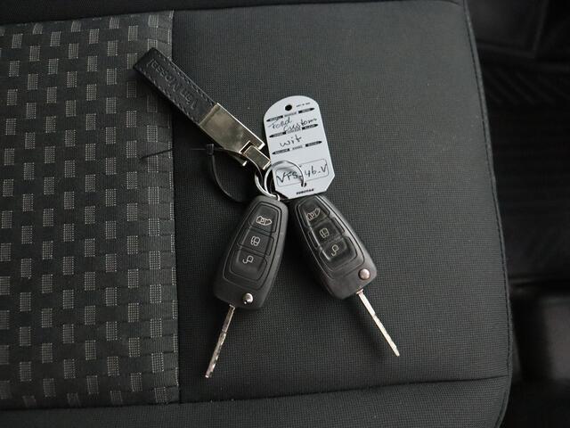 Ford TRANSIT CUSTOM 2.0TDCI Imperiaal | Trekhaak | Touchscreen Multimedia | Camera | Airco | Cruise