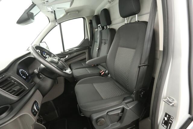 Ford TRANSIT CUSTOM 2.0 TDCI L2H1 Limited | Airco | Carplay | 3-Zits | Cruise | Trekh. | Parkeersens.