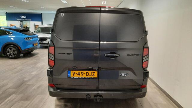 Ford TRANSIT CUSTOM 320 2.0 TDCI L2H1 Limited Ford Transit Custom 320 2.0 TDCI L2H1 Trail
