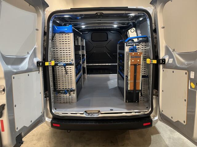 Ford TRANSIT CUSTOM 2.0 TDCI L1H1 Trend 130 PK Servicebus / Sortimo Inrichting / Euro 6 / Airco / Cruise Control / Camera / CarPlay / Navigatie / 3-Zits /