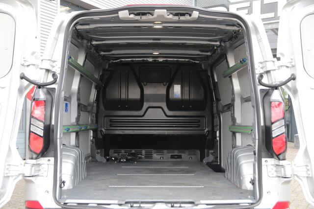 Ford TRANSIT CUSTOM 320 2.0 TDCI 136 | KAR-edition | LED | Camera | Navi | Clima..