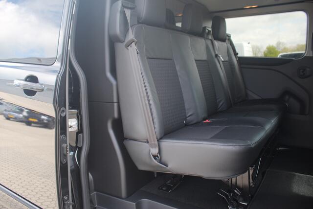 Ford TRANSIT CUSTOM 320 2.0TDCI 170pk L1H1 Sport DC | Automaat | L+R Zijdeur | Airco | Cruise | Camera | Navi | Lease 788,- p/m