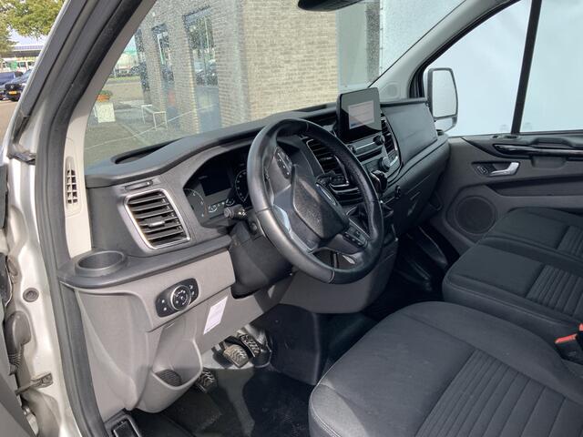 Ford TRANSIT CUSTOM 300 2.0 TDCI L2H2 (MOTOR DEFECT!!) Airco Navi 3 Zits Camera Trekhaak 2800 kg Alu Velg Euro 6
