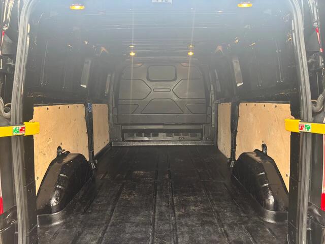 Ford TRANSIT CUSTOM 320 2.0TDCI L2H1 Airco Navi Cruisecontrol Trekhaak