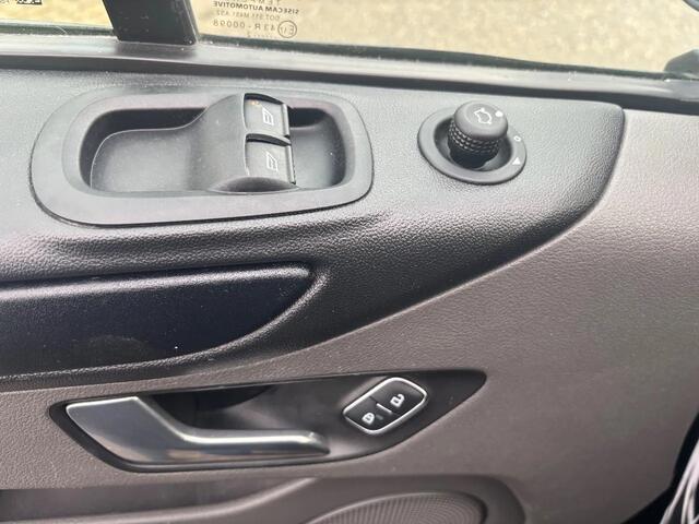 Ford TRANSIT CUSTOM 320 2.0TDCI L2H1 Airco Navi Cruisecontrol Trekhaak