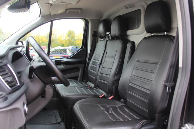 Ford TRANSIT CUSTOM 300 2.0 TDCI L2H1 Limited / Trekhaak / Camera / Leder / 2x Zijschuifdeur / Xenon / Dodehoek / 16'' / Navigatie / Dodehoek / Cruise Control