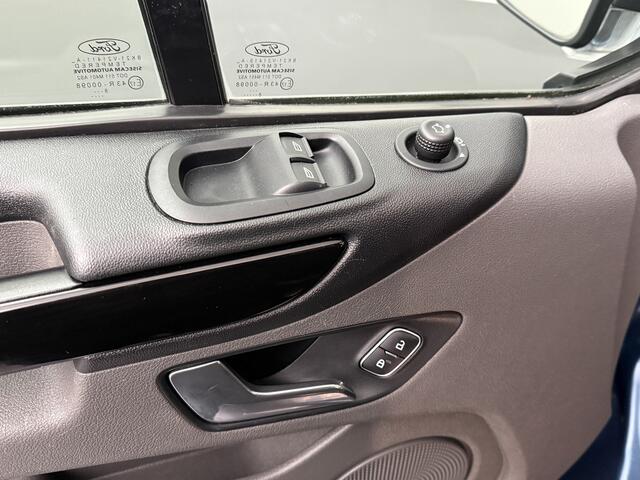 Ford TRANSIT CUSTOM 2.0TDCI 130PK Limited Dubbele Cabine | 2xSchuifdeur | Navigatie | Camera | Betimmering | Airco | Cruise