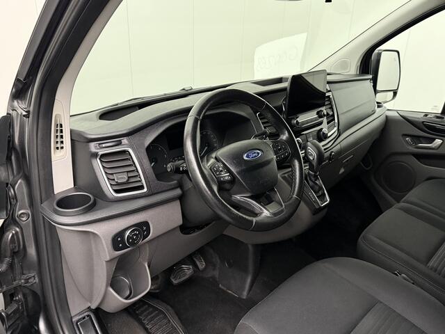 Ford TRANSIT CUSTOM 2.0TDCi 130PK Limited Dubbele Cabine | 2xSchuifdeur | Navigatie | Camera | Airco | Privacyglass | Trekhaak