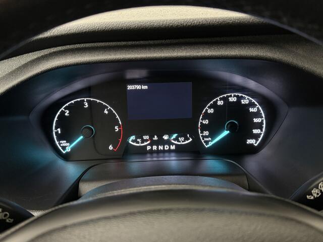 Ford TRANSIT CUSTOM 2.0TDCi 130PK Limited Dubbele Cabine | 2xSchuifdeur | Navigatie | Camera | Airco | Privacyglass | Trekhaak