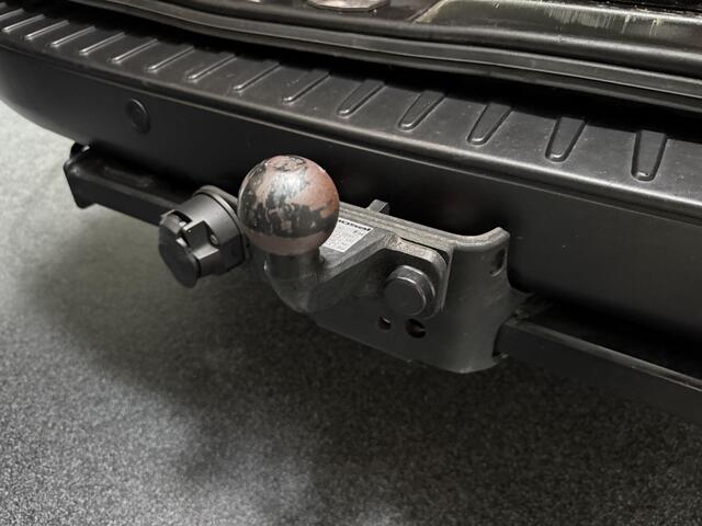 Ford TRANSIT CUSTOM 320 2.0 TDCI L2H1 Trend DC