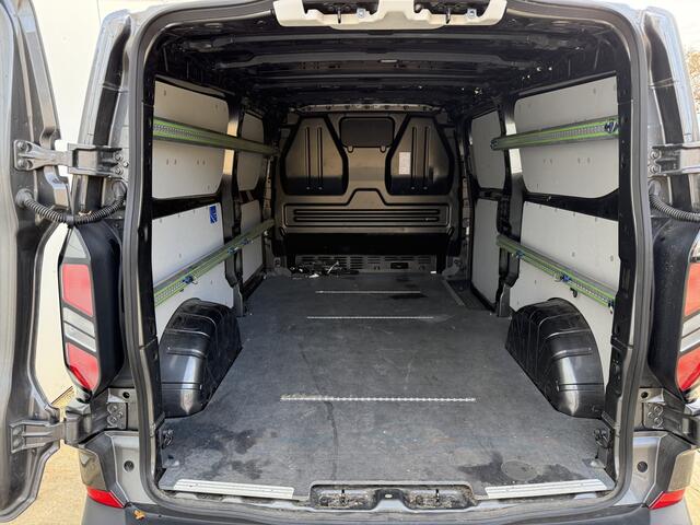 Ford TRANSIT CUSTOM 280 2.0 TDCI 136PK L1H1 LED Adaptieve Cruise Control Camera Carplay Parkeersensoren voor achter