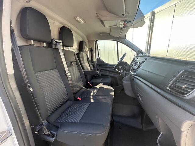 Ford TRANSIT CUSTOM 2.0 TDCI 105 PK / L1H1 / 1e EIG. / 96.558 KM !! / TREKHAAK / INRICHTING / 3-ZITS / AIRCO / CRUISE / PDC
