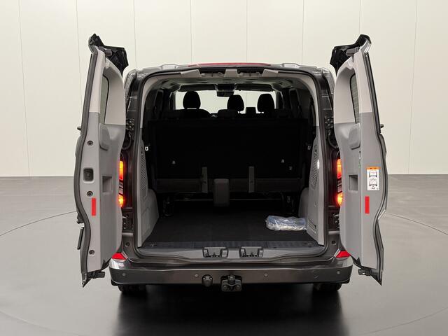 Ford TRANSIT CUSTOM 2.5 PHEV Automaat Lang Limited Kombi | 9-Persoons Prijs incl BPM en excl btw | Navigatie | Camera | Airco | Privacy Glass | Trekhaak