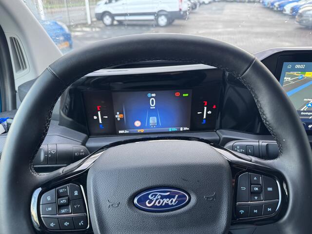 Ford TRANSIT CUSTOM E-Transit 340 L2H1 Limited 65 kWh | Trekhaak | Winter Pack | Camera | Adapt. Cruise | Apple Carplay & Android Auto |