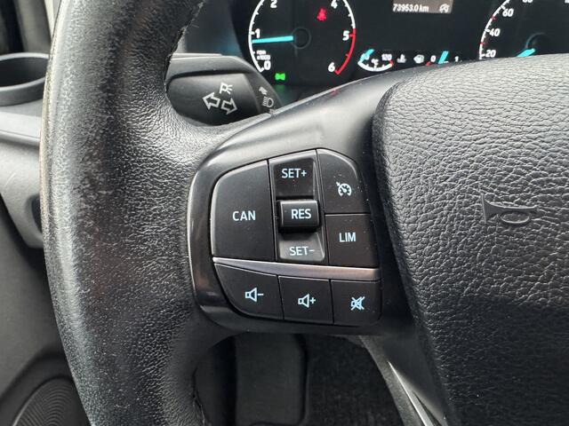 Ford TRANSIT CUSTOM 320 2.0 TDCI L2H1 Limited | Parkeersensoren V + A | Inrichting laadruimte | Trekhaak |