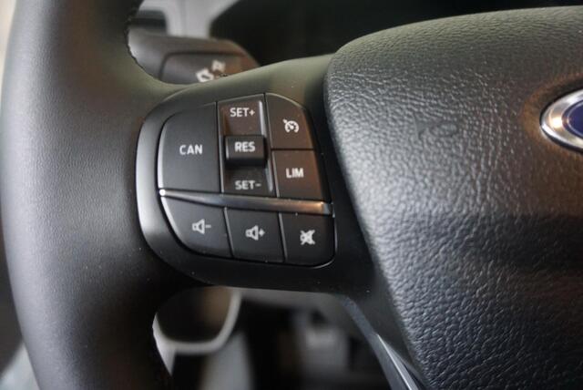 Ford TRANSIT CUSTOM 300 2.0 TDCI L2H1 Trend Dubbele Cabine Airco| Bluetooth| Navi| Trekhaak|