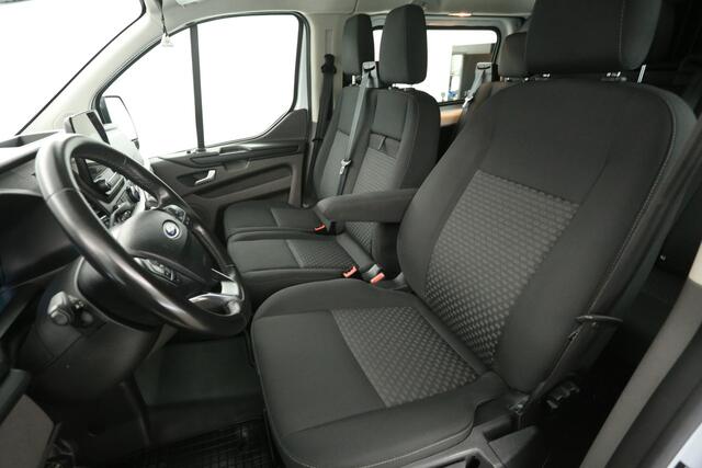 Ford TRANSIT CUSTOM 320 2.0 TDCI L2H1 | DC | Automaat | Adap. Cruise | Camera | Carplay | Trekh. | Stoelverw.