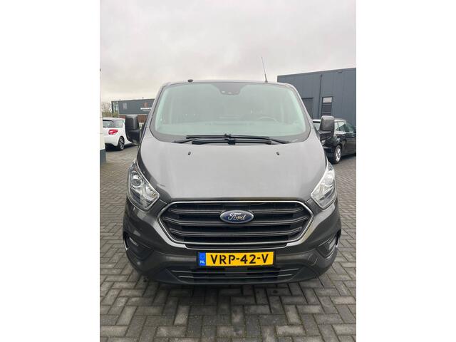 Ford TRANSIT CUSTOM 280 2.0 TDCI L1H2 Limited Automaat,Pdc,Trekhaak,3-Pers-Navi Bj 2018 Goed onderhouden !!