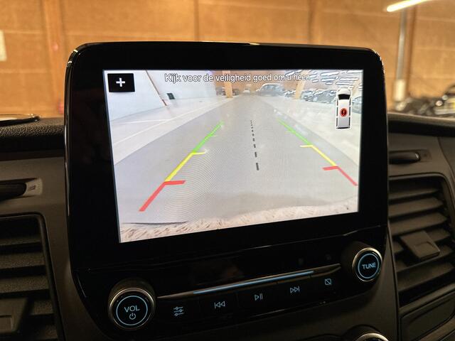 Ford TRANSIT CUSTOM 340 2.0 TDCI Euro6 Automaat 131PK H2 Trend 3Pers. *ideaal voor Camper* Navigatie / Pdc./ Airco / Safety&Comfort pack / Driver assist / Stoelverwarming / / Apk 12-2026