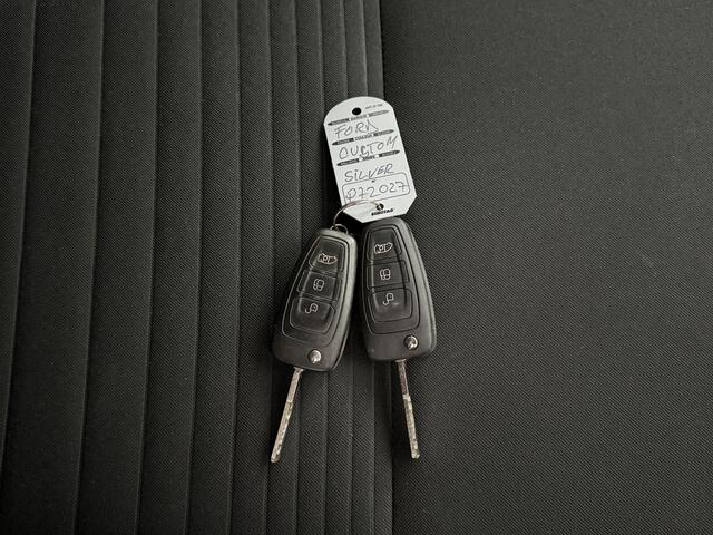 Ford TRANSIT CUSTOM 2.0TDI 130PK Automaat Lang Dubbele Cabine Limited | Navigatie | Multimedia | 2xSchuifdeur | Privacy