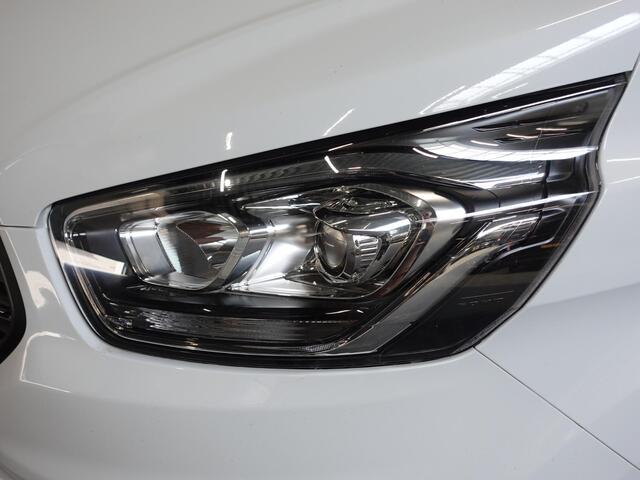 Ford TRANSIT CUSTOM 300 2.0 TDCI L2H1 Trend Dubbele Cabine Automaat Airco Navi Cruise Trekhaak