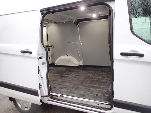 Ford TRANSIT CUSTOM 280 2.0 TDCI L1H1 Trend VOORZIEN VAN AIRCO+CRUISE !! BTW/BPM VRIJ !!